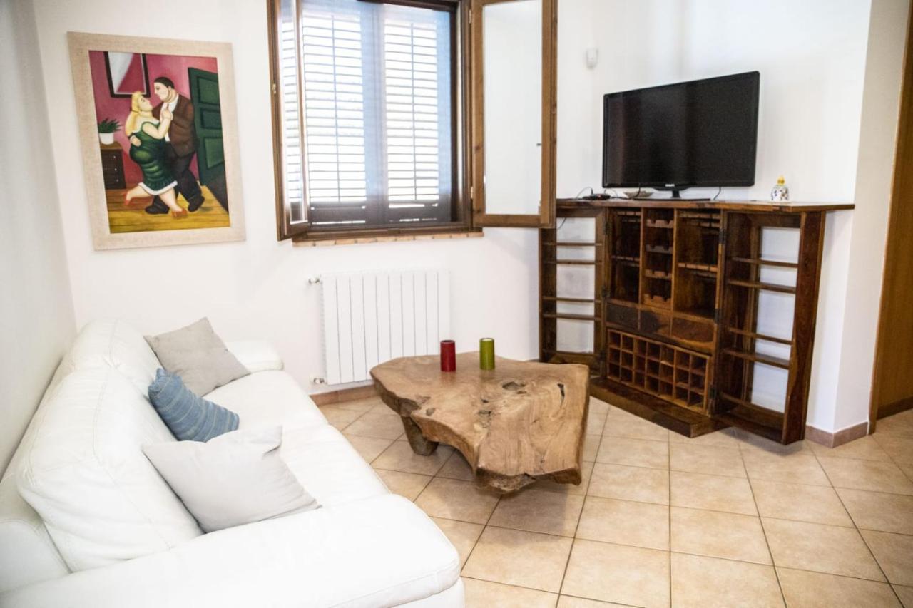 Dimora Fanale, Villa Esclusiva Con Piscina Privata - Fanale Rentals Алтавила Миличиа Екстериор снимка